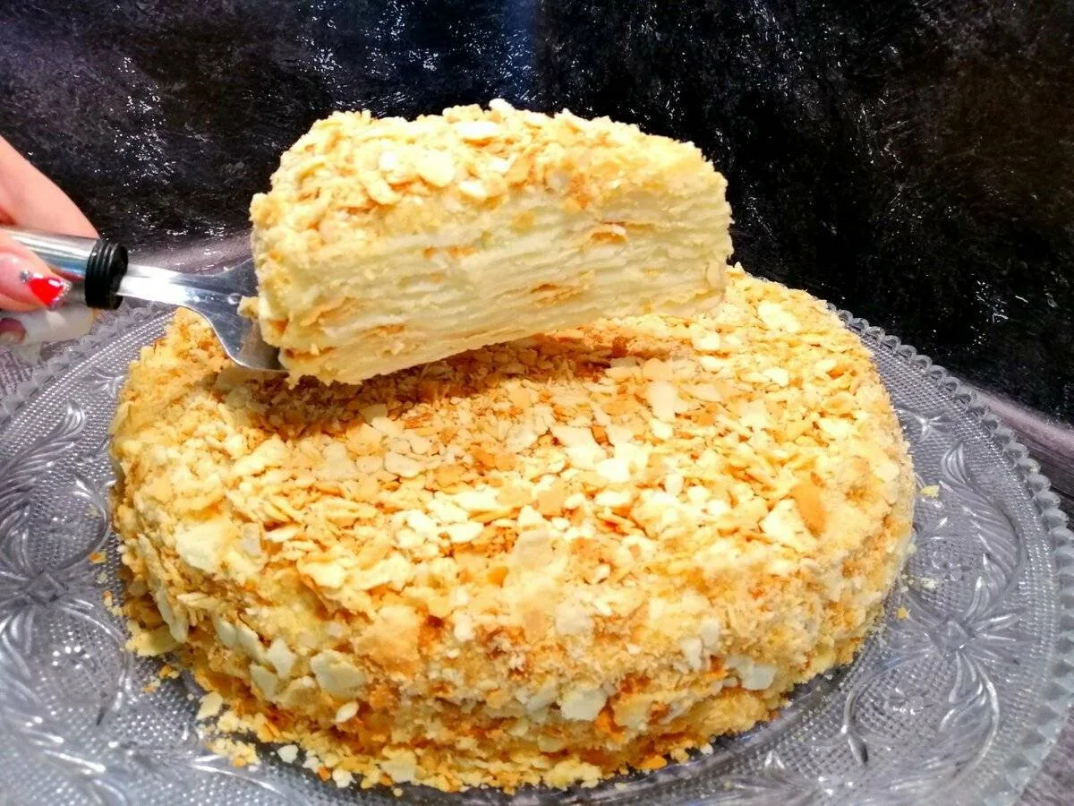 Domácí mě prosí, abych tento „Napoleon“ pekla na všechny svátky – našla jsem ten nejjednodušší recept