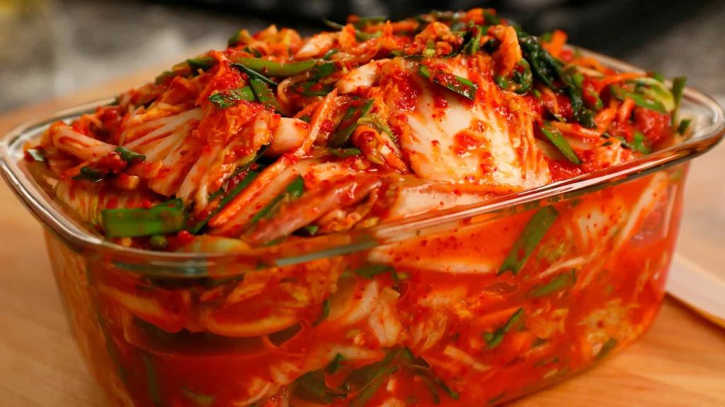 Recept na kimchi jako v Koreji: „zraje“ 5 dní a sní se najednou – připravuji do zásoby