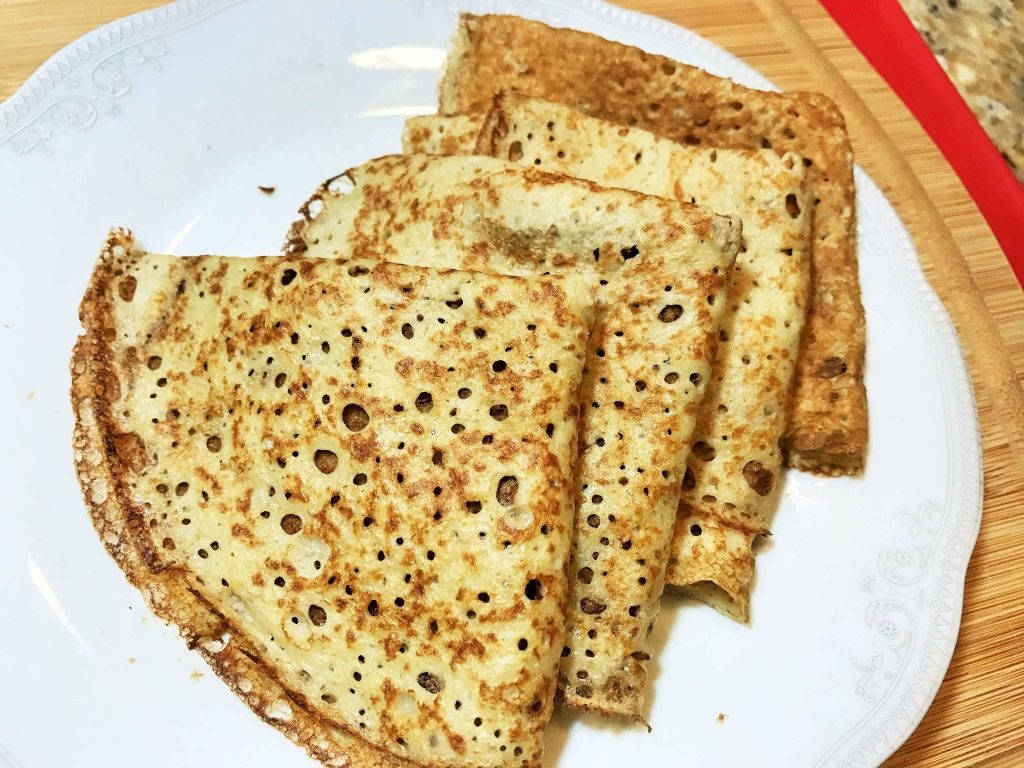 Tyto palačinky připravuji pouze ze 3 ingrediencí. Neobsahují ani gram mouky.